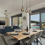 Belair Villa *