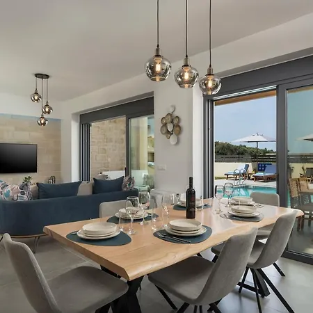 Belair Villa *
